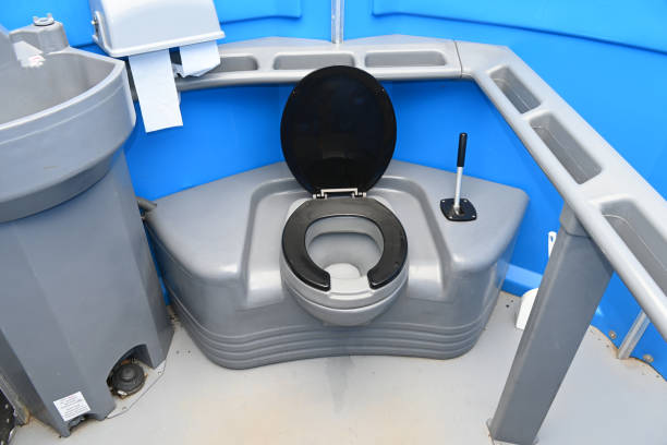 Porta potty delivery and setup in Stanford, KY